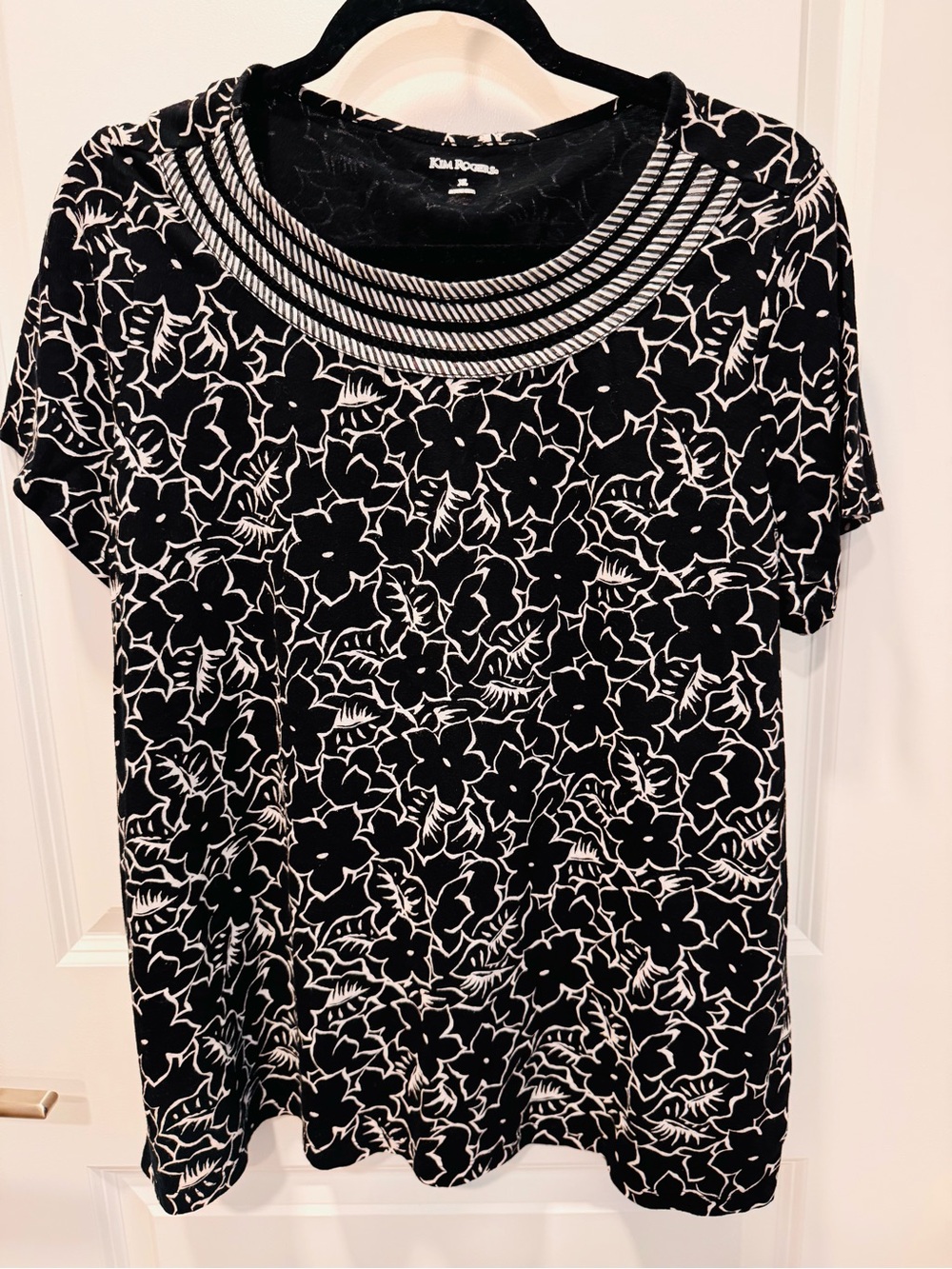 Kim Rogers Black & White Floral Short Sleeve Blouse with Striped Neck